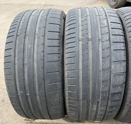 Pirelli P Zero PZ4 285/40 R21