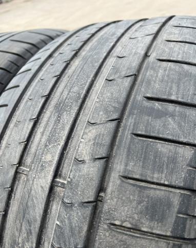 Pirelli P Zero PZ4 285/40 R21