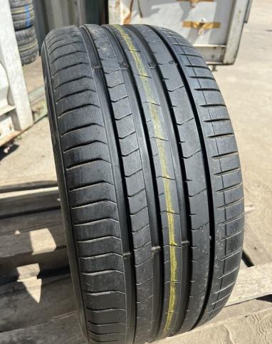 Pirelli P Zero PZ4 275/40 R20