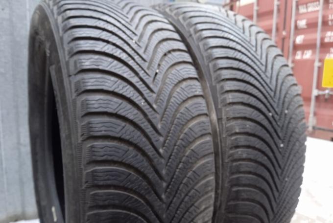 Michelin Alpin 5 215/60 R16