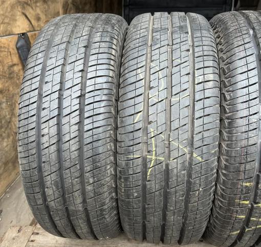 Continental Vanco 2 215/65 R15C