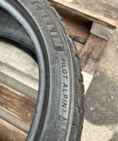 Michelin Pilot Alpin 5 235/40 R18