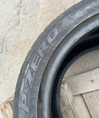 Pirelli P Zero 255/45 R18