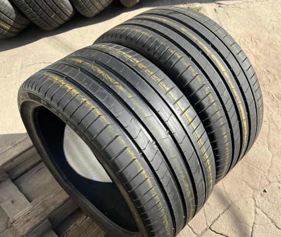 Pirelli P Zero PZ4 295/30 R20