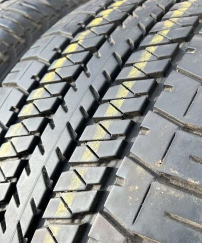 Bridgestone Dueler H/T 684III 275/50 R22