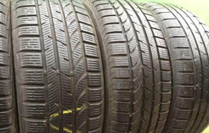 Bridgestone Blizzak LM-35 205/55 R16