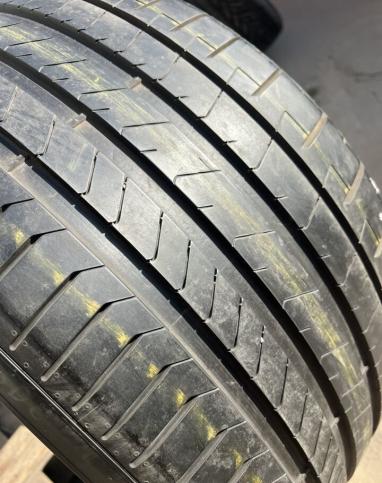 Pirelli P Zero PZ4 285/30 R22