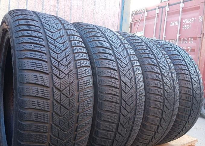 Pirelli Winter Sottozero 3 245/45 R18