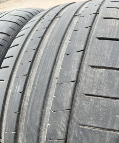 Pirelli P Zero PZ4 285/40 R21