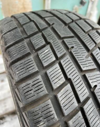 Yokohama Ice Guard IG30 205/55 R16