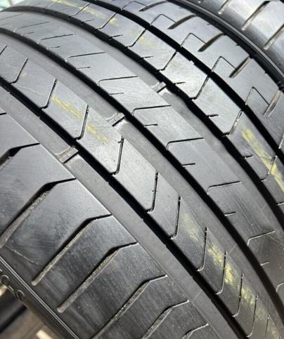 Pirelli P Zero PZ4 285/30 R21