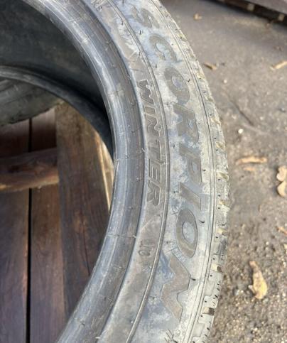 Pirelli Scorpion Winter 285/45 R22