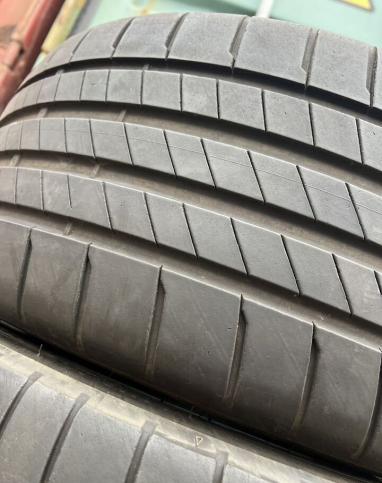 Bridgestone Potenza S005 235/35 R19