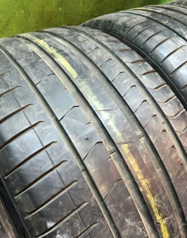 Pirelli P Zero PZ4 275/30 R21