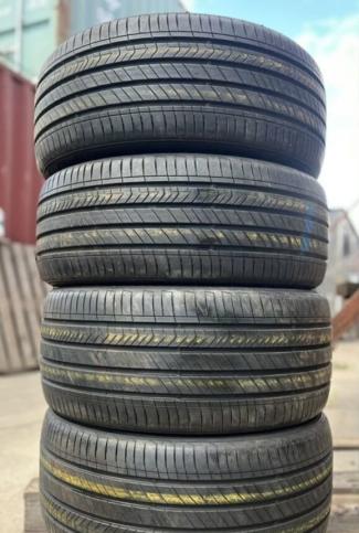 Kumho Majesty 9 Solus TA91 225/40 R19