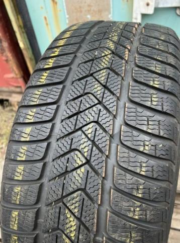 Pirelli Winter Sottozero 3 245/40 R19