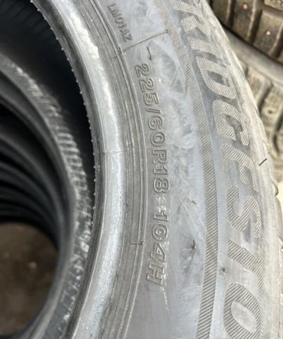 Bridgestone Blizzak LM-001 225/60 R18