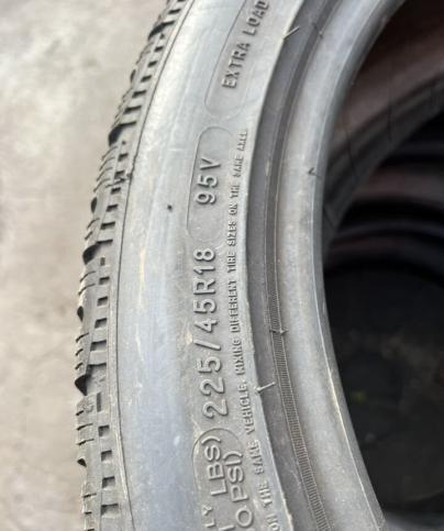 Michelin Pilot Alpin 4 225/45 R18