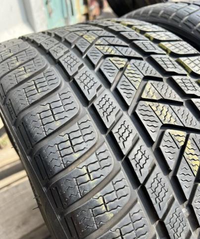 Pirelli Winter Sottozero 3 285/35 R20