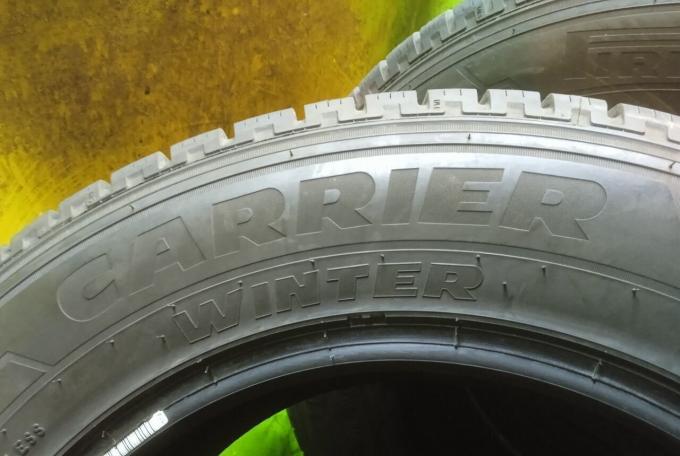 Pirelli Carrier Winter 215/65 R16C