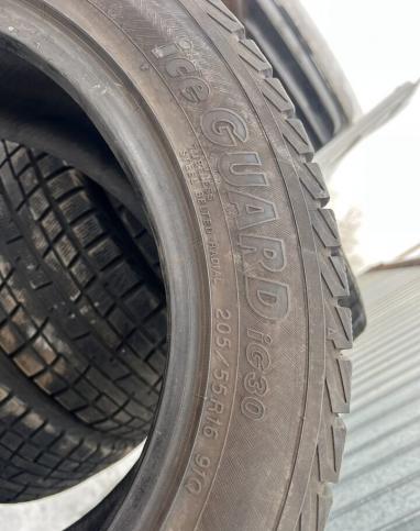 Yokohama Ice Guard IG30 205/55 R16