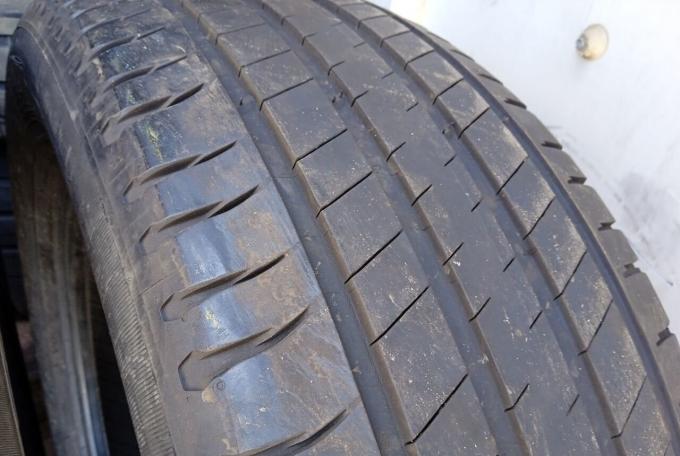 Michelin Latitude Sport 3 235/60 R18