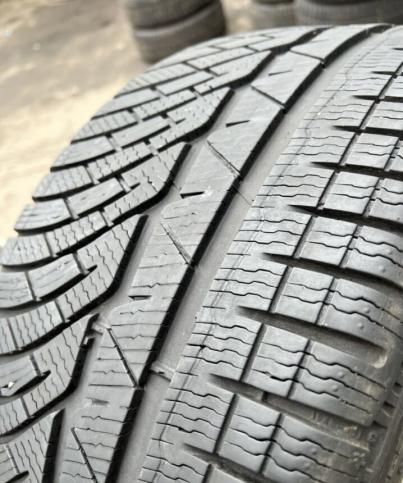 Michelin Pilot Alpin 4 225/40 R18