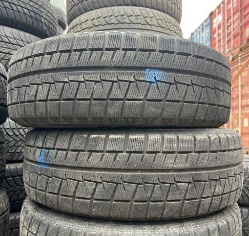 Bridgestone Blizzak Revo GZ 215/65 R16