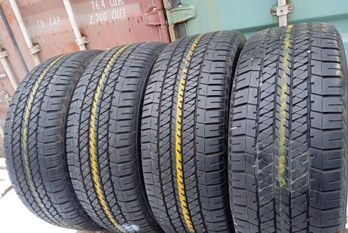 Bridgestone Dueler H/T 684II 275/60 R20