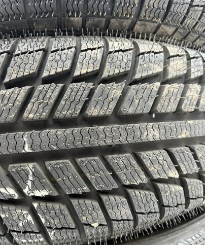 Syron Everest 1 Plus 195/55 R16