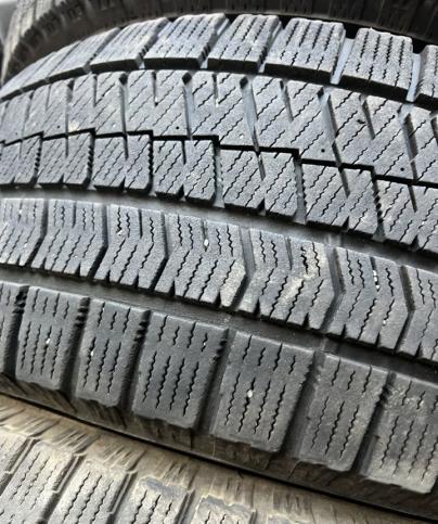 Bridgestone Blizzak VRX2 205/55 R16