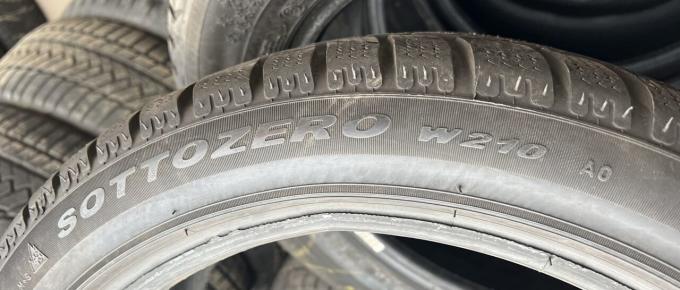 Pirelli Winter Sottozero 210 225/45 R18