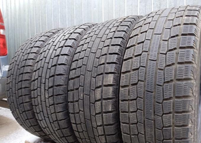 Yokohama Ice Guard IG20 215/60 R16