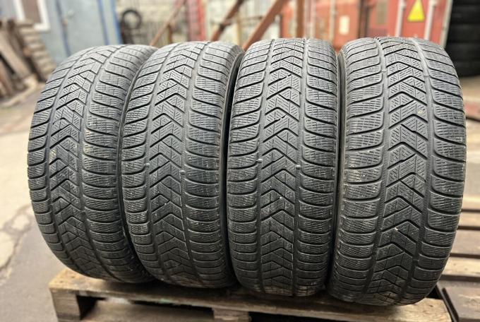 Pirelli Scorpion Winter 235/65 R17