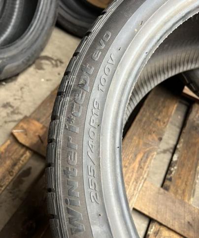 Hankook Winter I'Cept Evo W310 255/40 R19