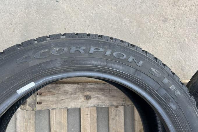 Pirelli Scorpion STR 245/50 R20