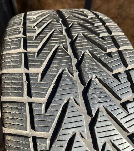 Vredestein Wintrac Xtreme 215/45 R17