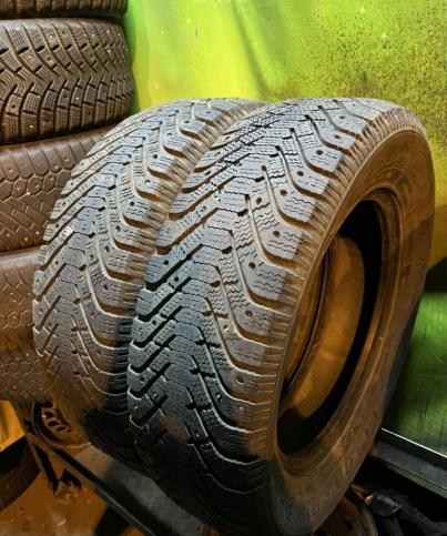 Goodyear UltraGrip 500 225/65 R17