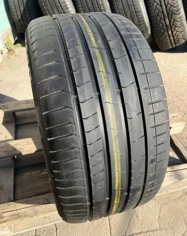 Pirelli P Zero PZ4 315/35 R20