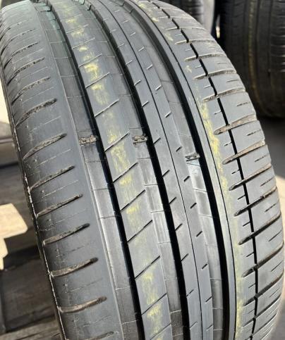 Michelin Pilot Sport 3 245/40 R19