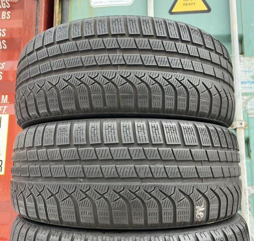 Pirelli P Zero Winter 235/50 R19