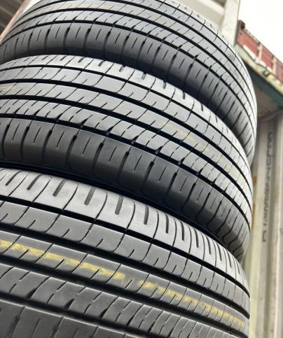 Dunlop Enasave EC204 215/60 R16