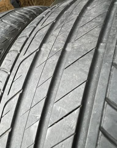 Bridgestone Turanza T001 225/45 R17