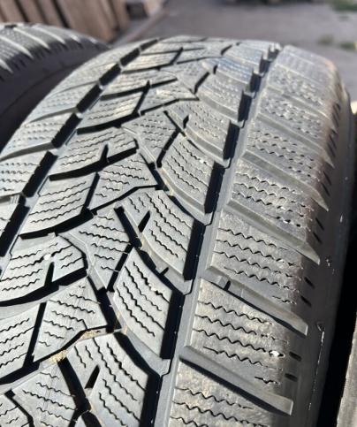 Dunlop Winter Sport 5 SUV 215/60 R17