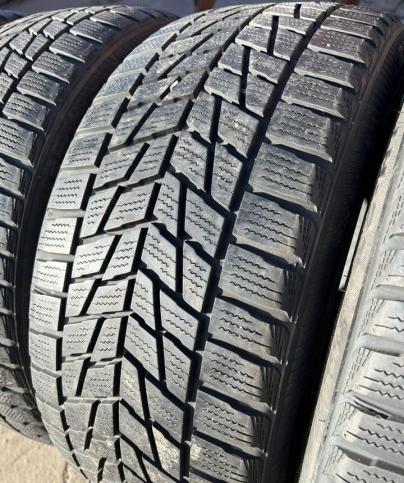 Bridgestone Blizzak LM-22 255/40 R19