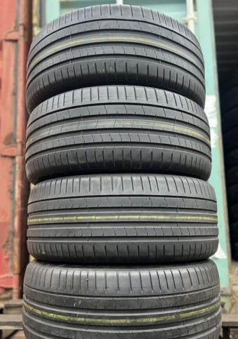 Pirelli P Zero PZ4 275/40 R21