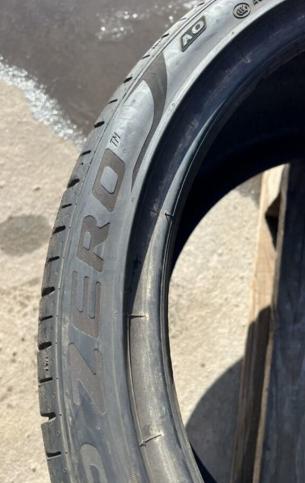 Pirelli P Zero PZ4 305/30 R20