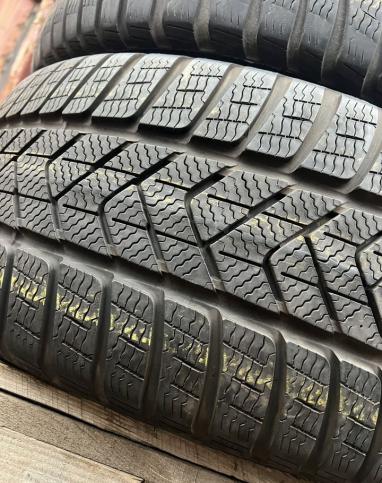 Pirelli Winter Sottozero 3 245/40 R18