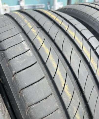 Michelin Primacy 4 245/45 R17