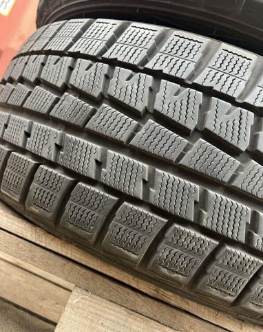 Dunlop Winter Maxx WM01 215/50 R17